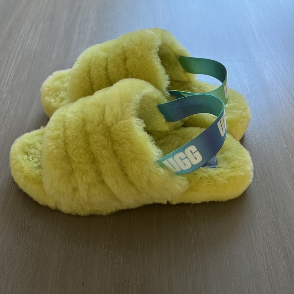 UGG Australia Fluffy Yellow Slipper - Picture 5 of 8